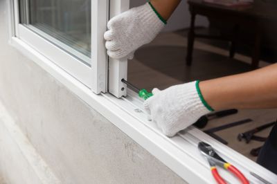 Louvre Window Repair in Olathe, KS